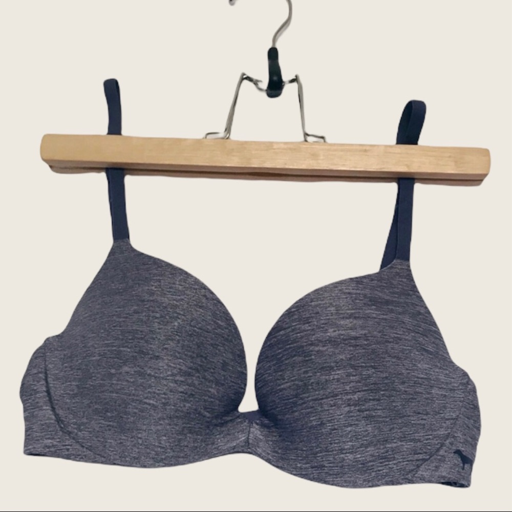 Victoria Secret Pink push up bra size 32B